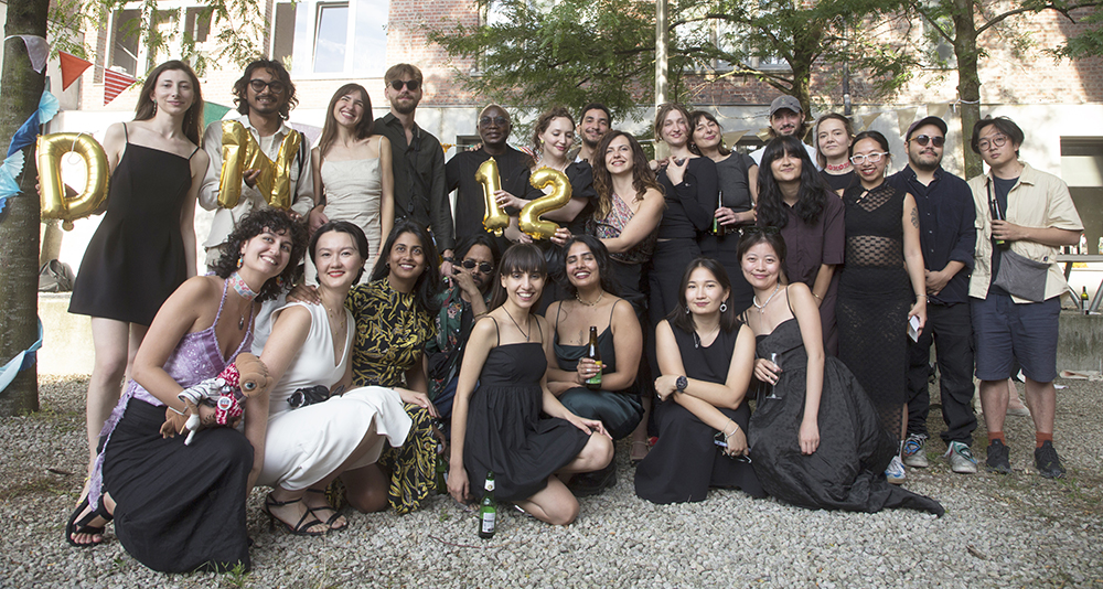 Group Photo 10 corr 1000