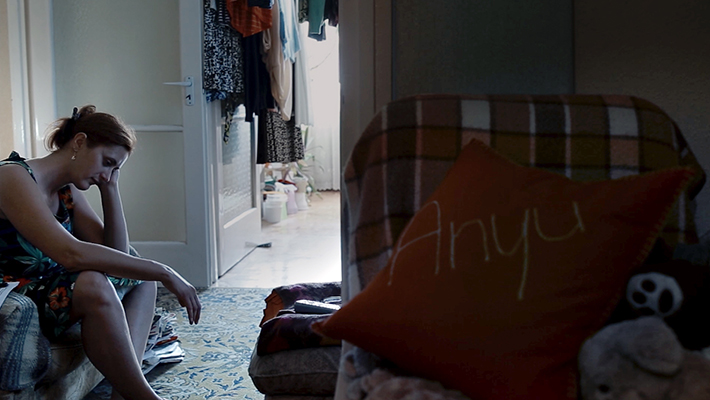 Daughters Mother Arya Rothe India 400